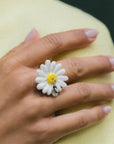 Maxi daisy with bee charm - Nach Bijoux