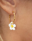 Two-tone floral hoop - Nach Bijoux