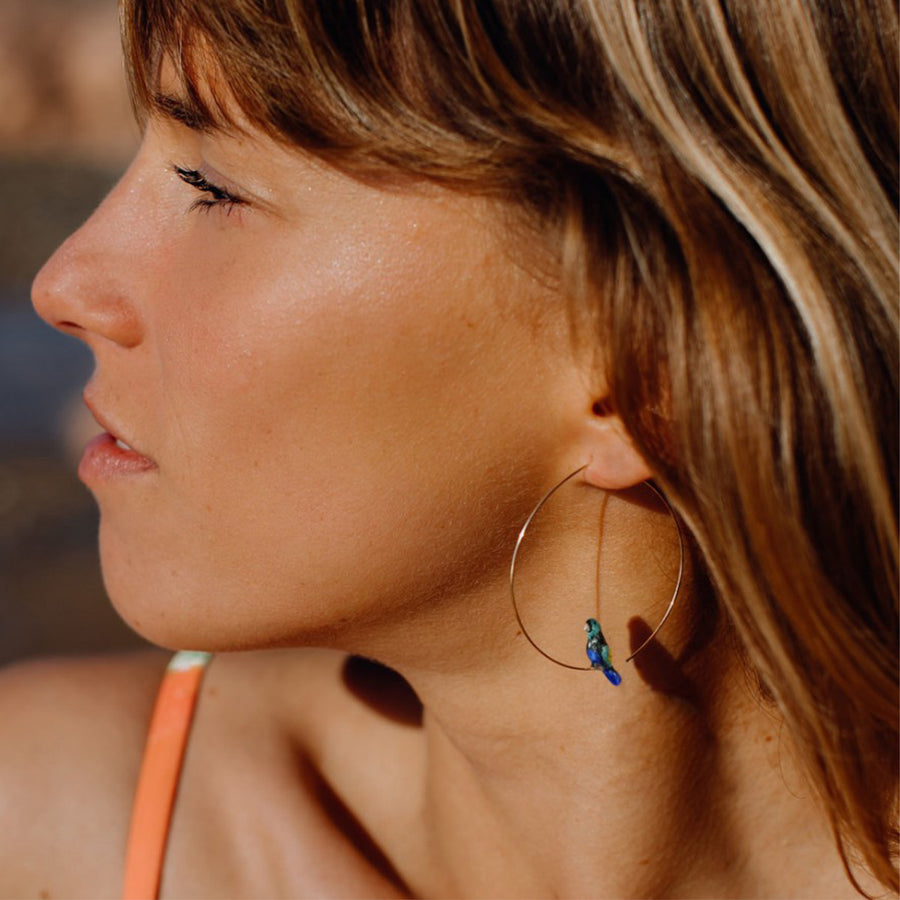 Tangara bird small hoops - Nach Bijoux