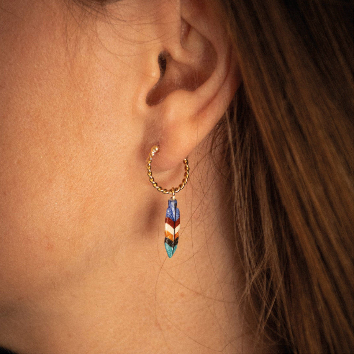 Blue feather mini hoop - Nach Bijoux