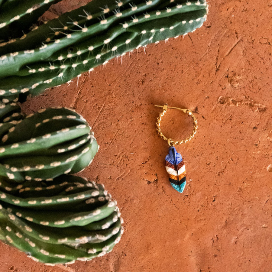 Blue feather mini hoop - Nach Bijoux