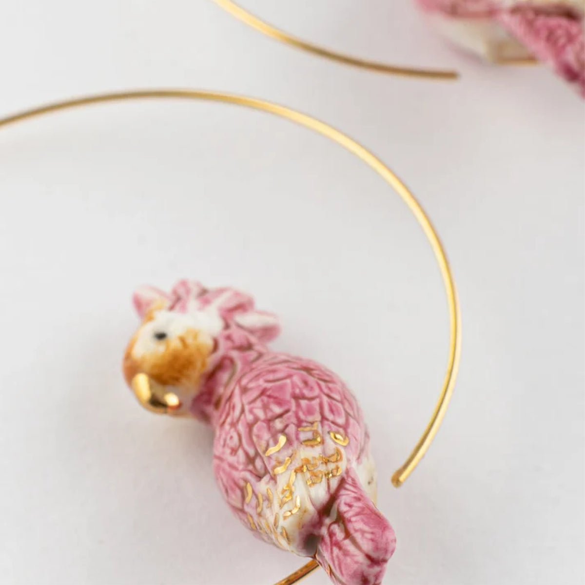 pink cockatoo hoops- Nach Bijoux