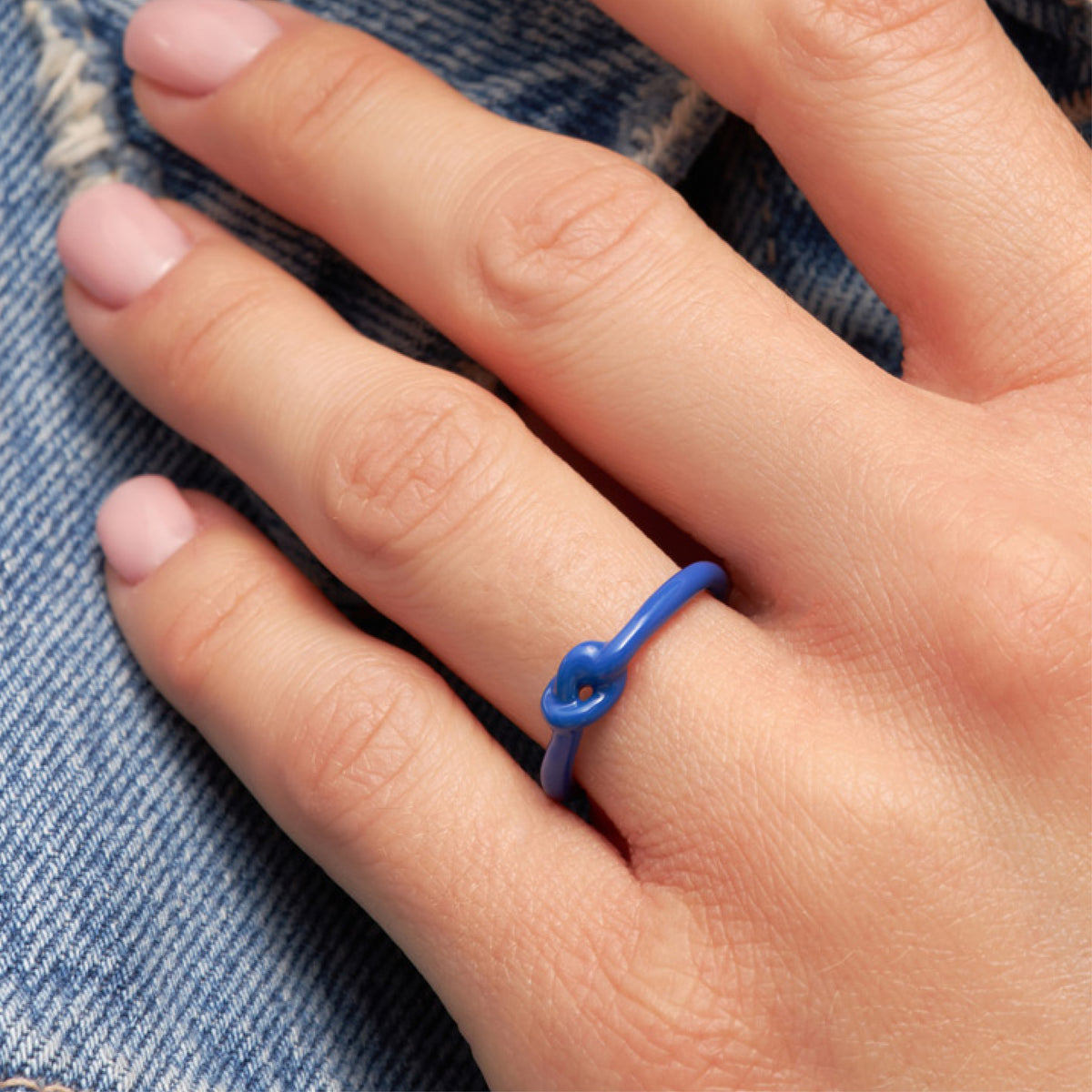 Love Knot Ring - Dazzling Blue
