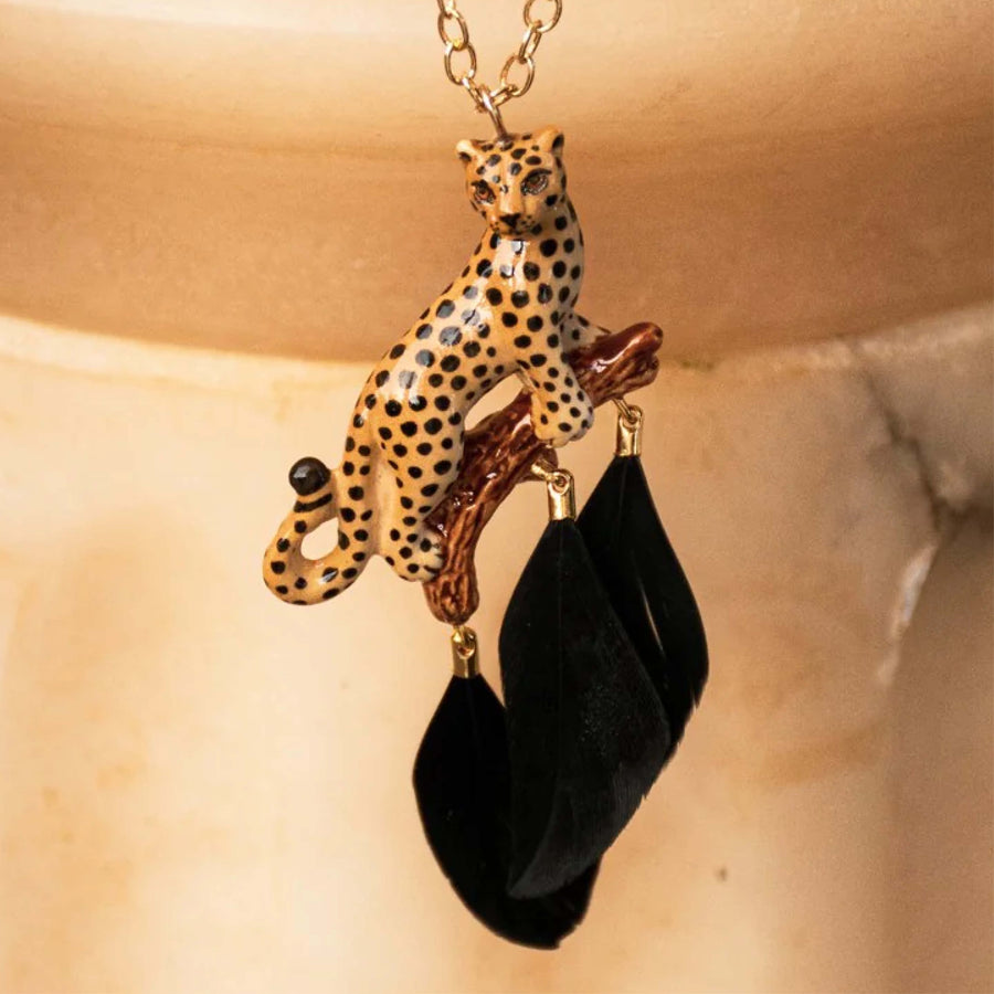 Leopard on branch necklace with feathers - Nach Bijoux
