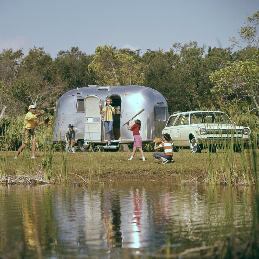 Airstream Camper - Candylab