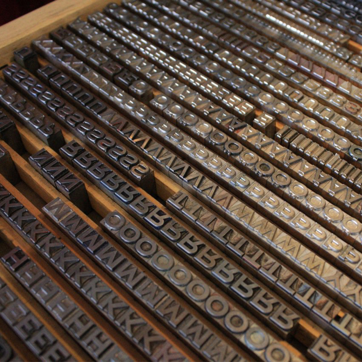 Þú og ég - Merkimiði
