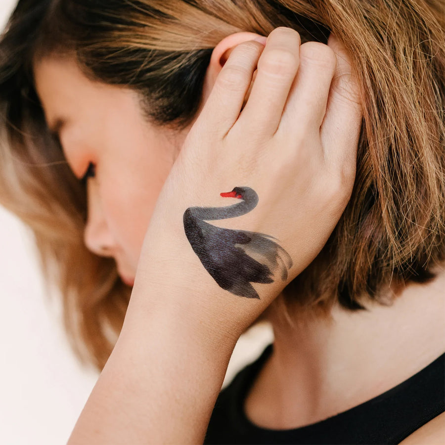 Black Swan - Tattly